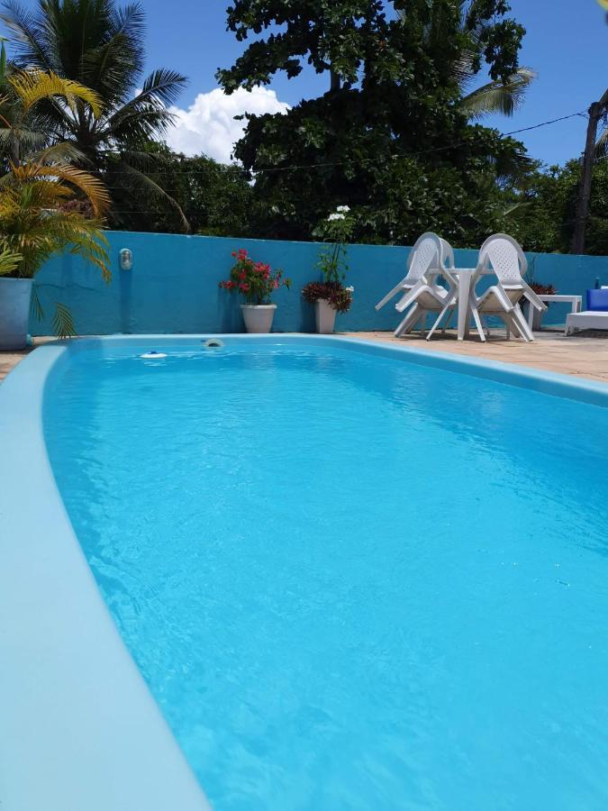 Mikaela Arraial *